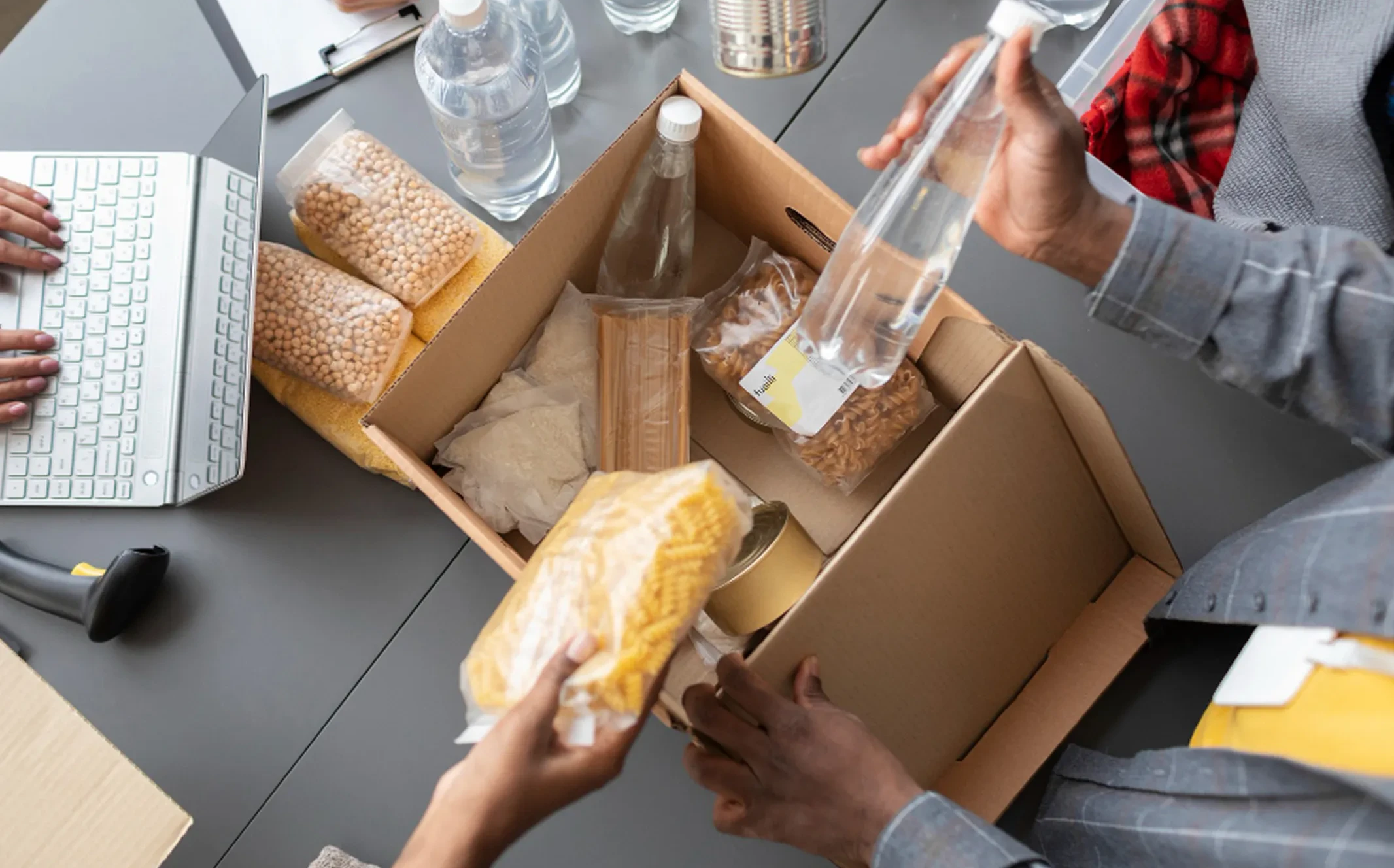 We supply food-grade oils, grains. Enabling safe, large-scale food production with certified ingredients.